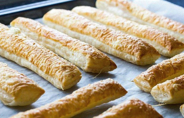 Gluten-Free Cheesy Bread Options for the Sensitive Foodie