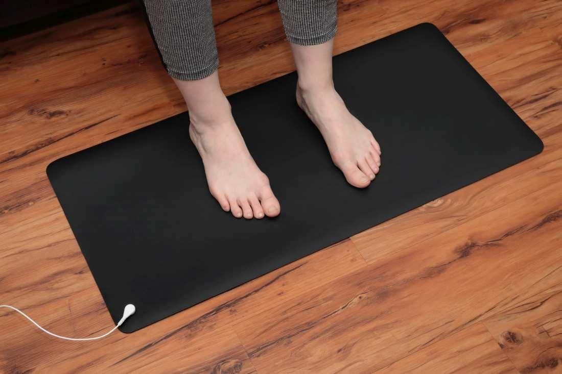 Earthing Grounding Mats: Bridging the Gap Between Earth and Moon for Health and Healing