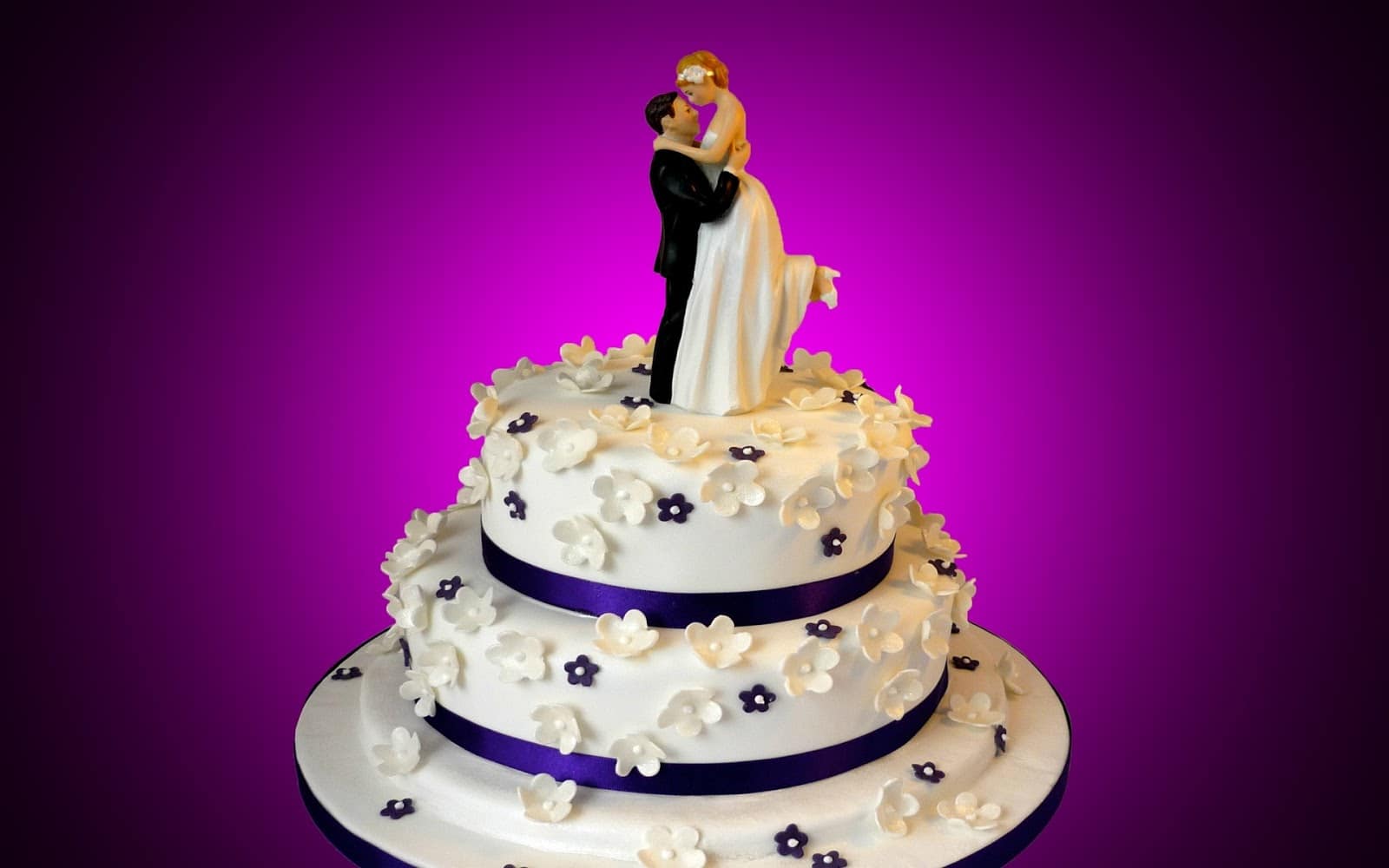 Top Ten Cakes Perfect for a Memorable Anniversary Celebration
