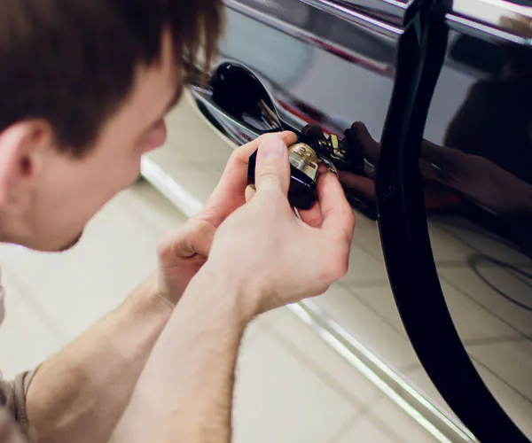Safeguarding Your Business Fleet: The Role of Automotive Locksmith Services