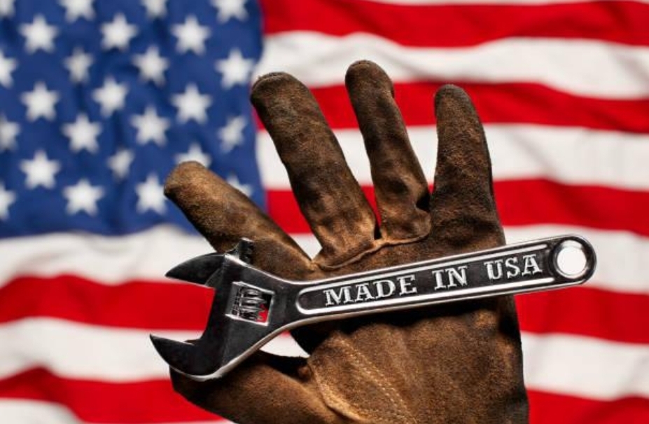 5 Reasons to Wear American-Made Clothing