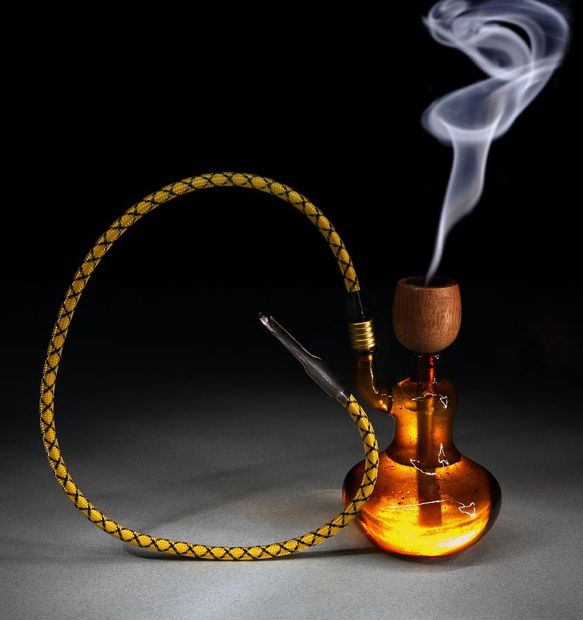 The Art of Hookah: A Cultural Dive into Relaxation and Social Bonding