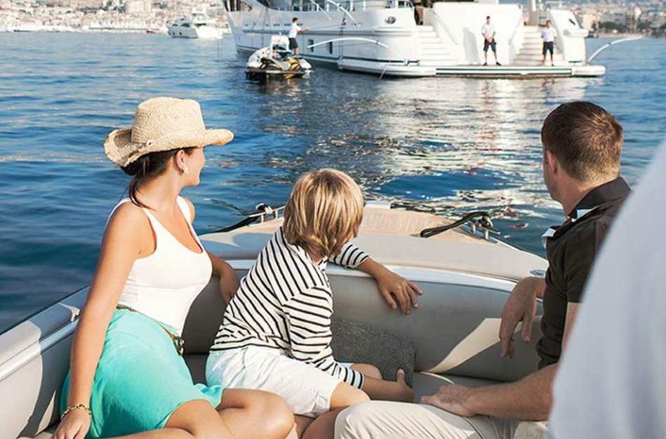 What Are the Various Facilities Available in a Chartered Yacht