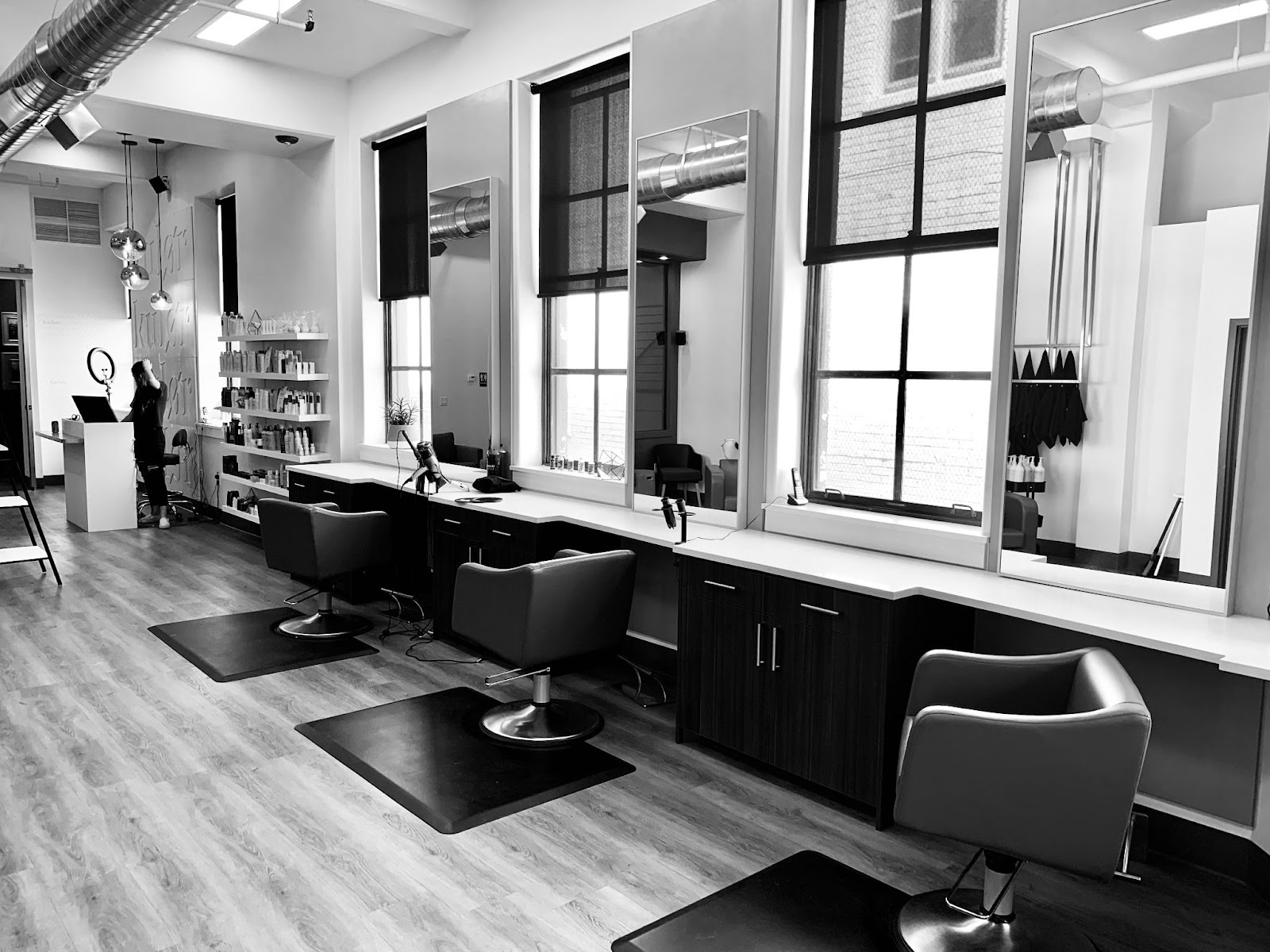 Find Your Ideal Hairstyle in Denver: Top Salons Revealed