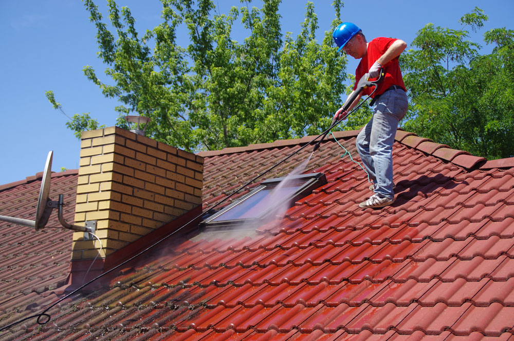 Preventive Roof Maintenance: The Role of Nearby Cleaning Services