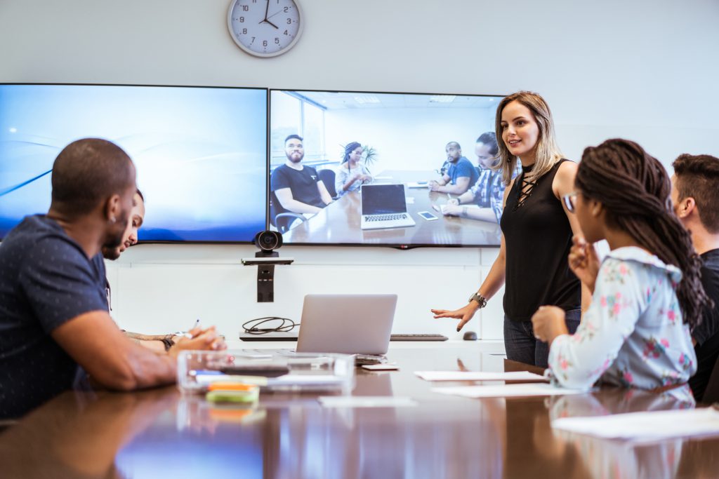 Advantages and Drawbacks of Video Conferencing Technology