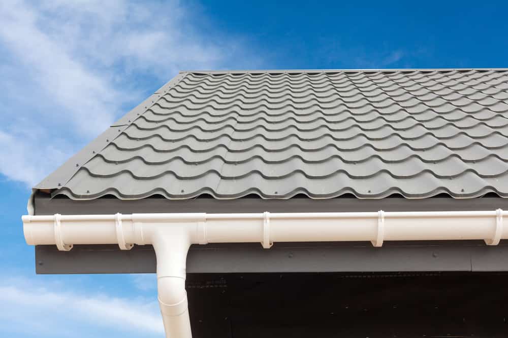 Choosing the Right Eavestrough for Your Home: Materials, Styles, and Installation Tips