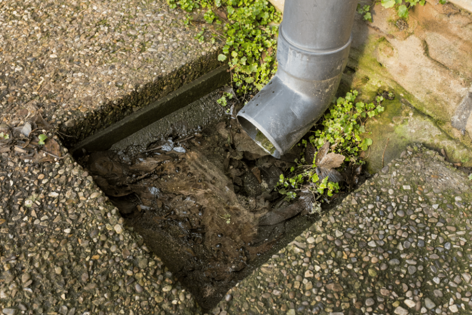 Tips to Avoid a Blocked Drain During Christmas Holidays