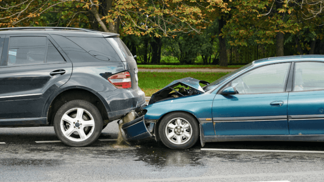 The Most Common Injuries Resulting from Rear-End Car Crashes in Fort Worth